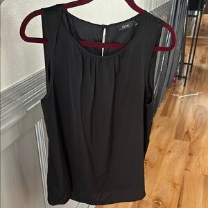 Apt. 9 Sleeveless Black Pleated Blouse
